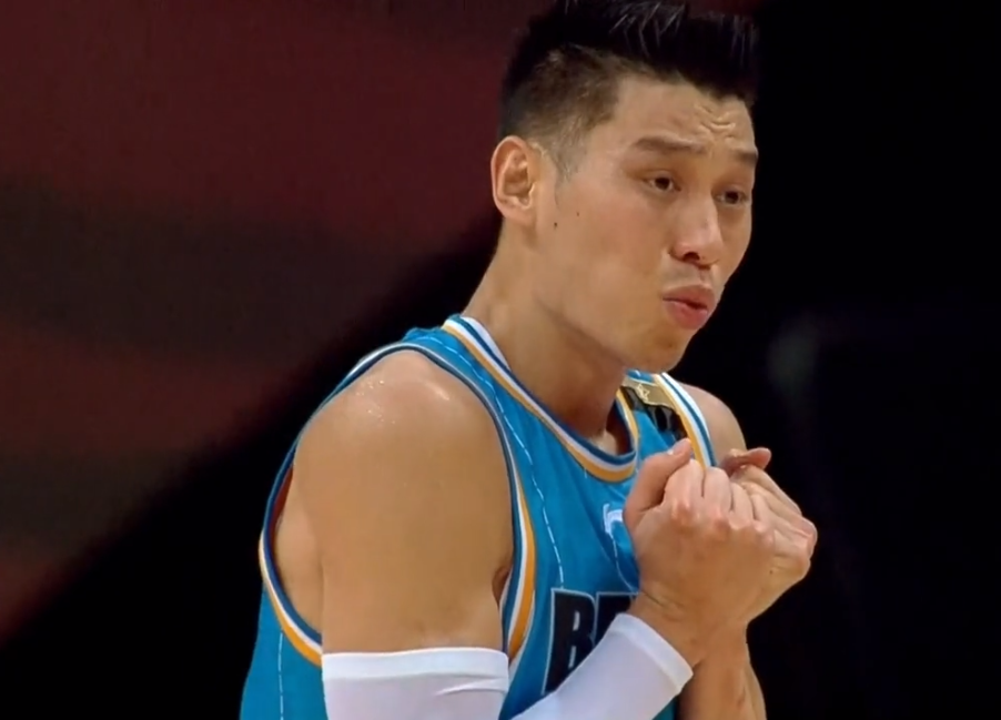 荷甲赛程吃紧，里昂赛前手感冰凉，球迷炸锅，临场指挥获称赞的简单介绍